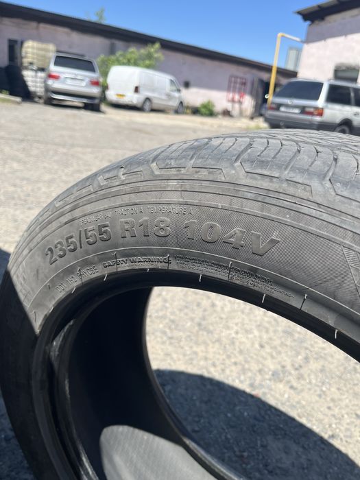 Продам шины на 18 в отличном сост 2 шт