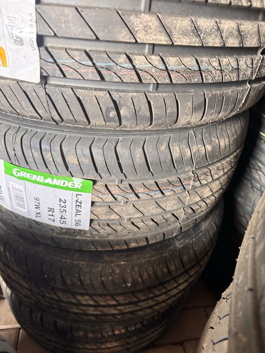 Шины 235/45 R17 Hifly
