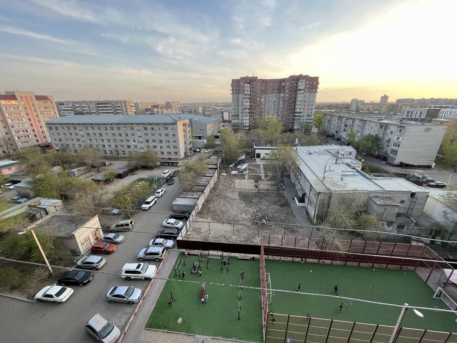 Продам 4х комнатную квартиру.
