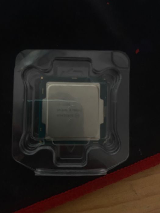 I3 6100 nou,în țiplă.