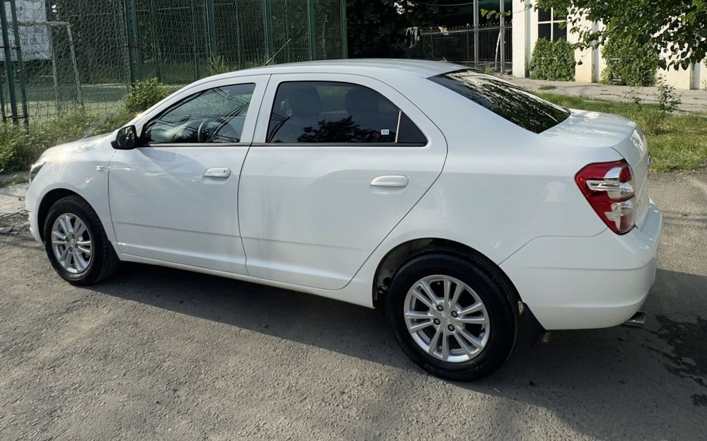 Chevrolet Cobalt 2025 — 3