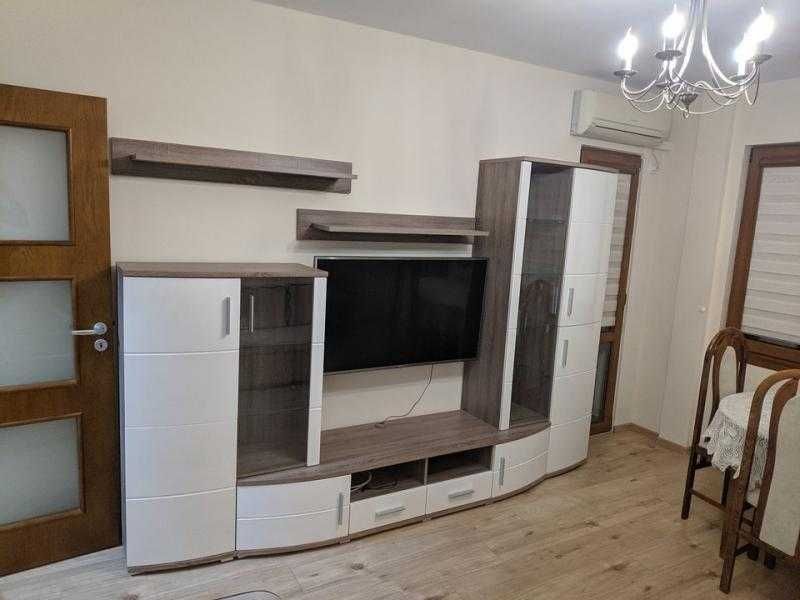 Напълно обзаведен двустаен апартамент в кв. Славейков