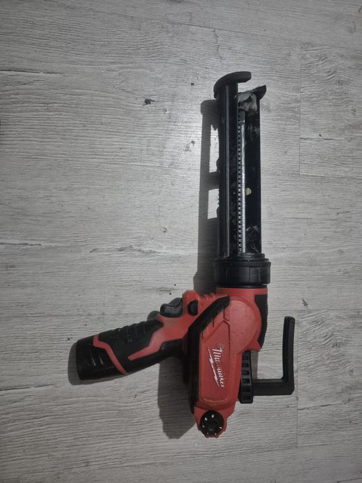 Pistol silicon milwaukee m12 pcg