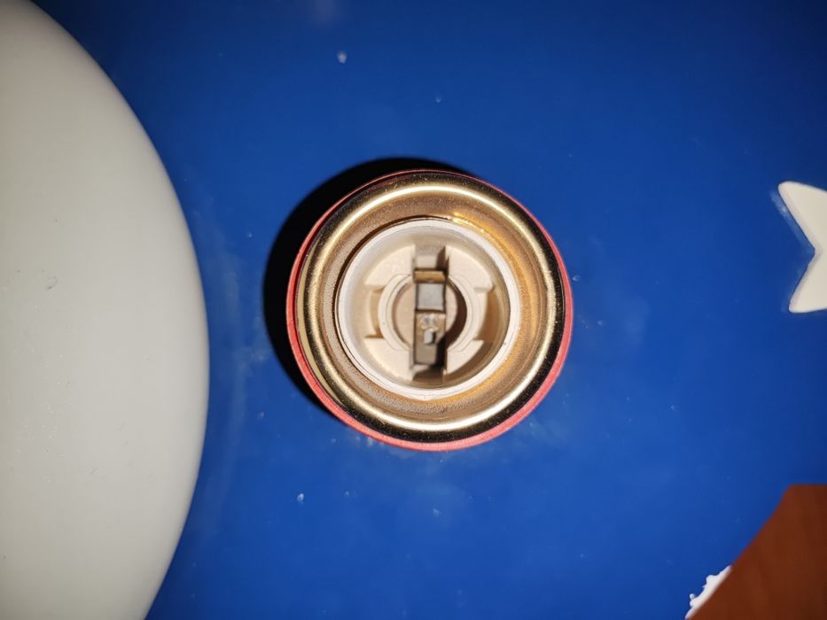 Люстра в детскую комнату