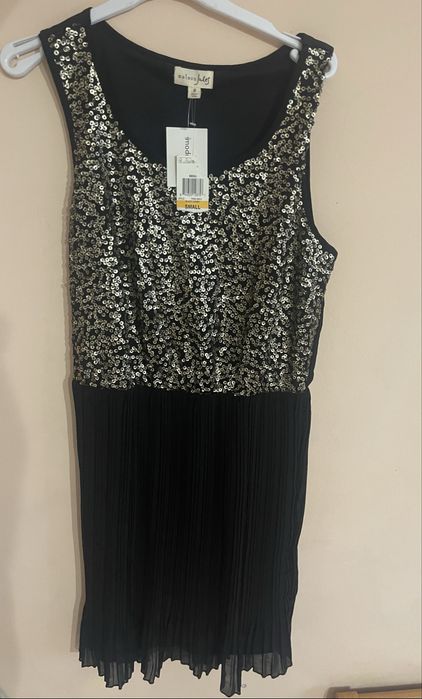 Платье летнее с паетками