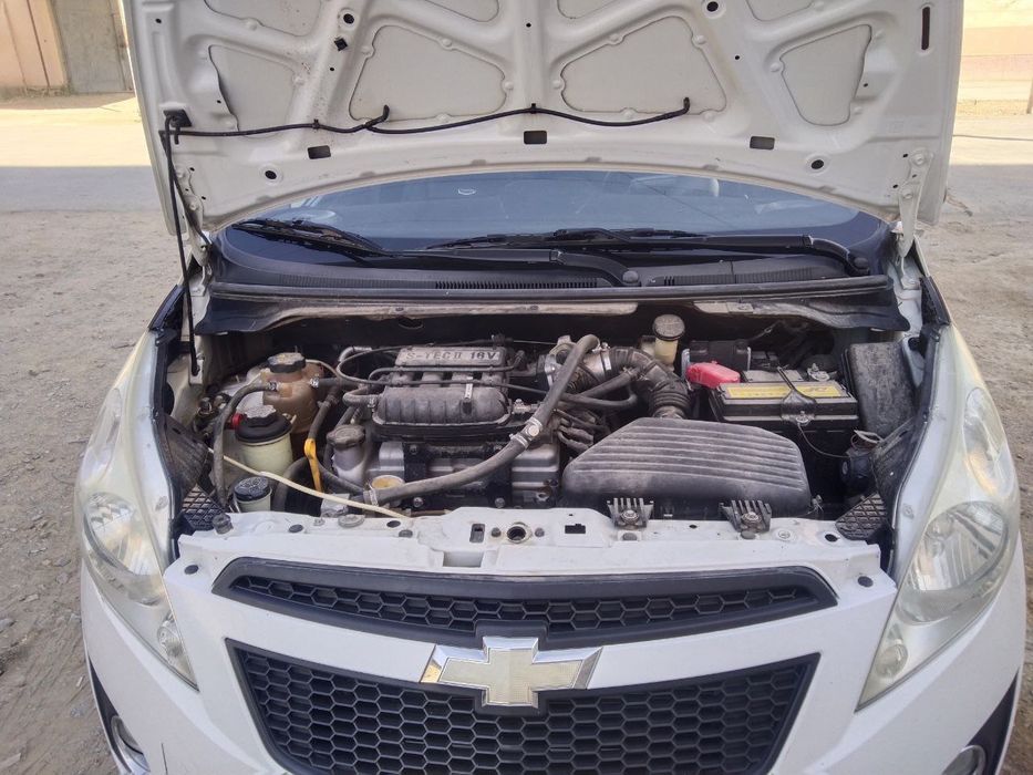 Спарк машинасы сатылады.Жагдайы Жаксы.Краска родной 2011 жыл.Келисимли