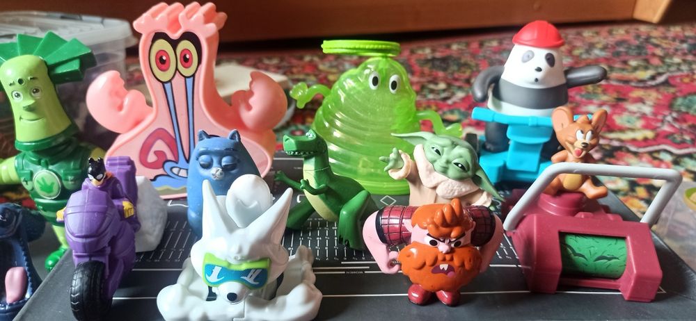 Продам игрушки McDonald's