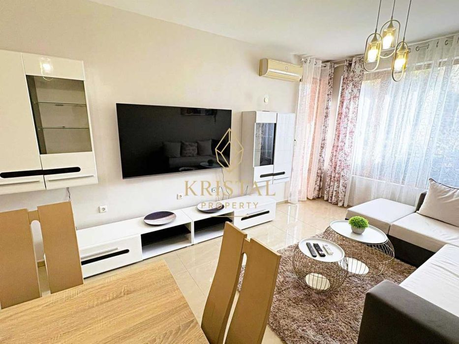 Продава се Двустаен апартамент в к.к. Слънчев бряг - 62 кв.м за 699 €/кв.м - Снимка #2