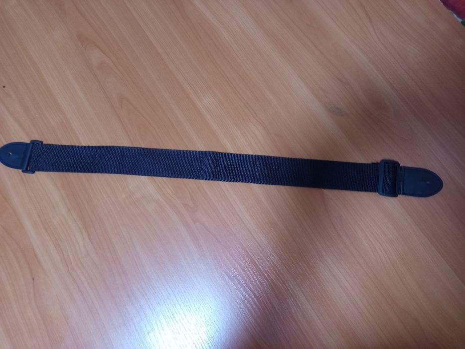 Гитара новая чёткая мощная