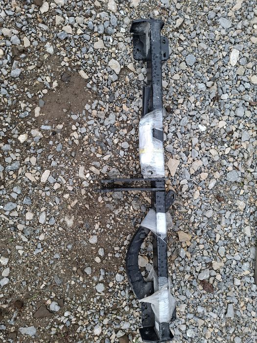 Теглич за Пежо 407