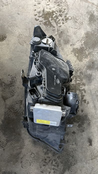 Фарове BMW e90 2005