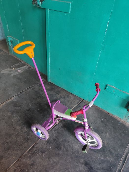 Велосипед с ручкой