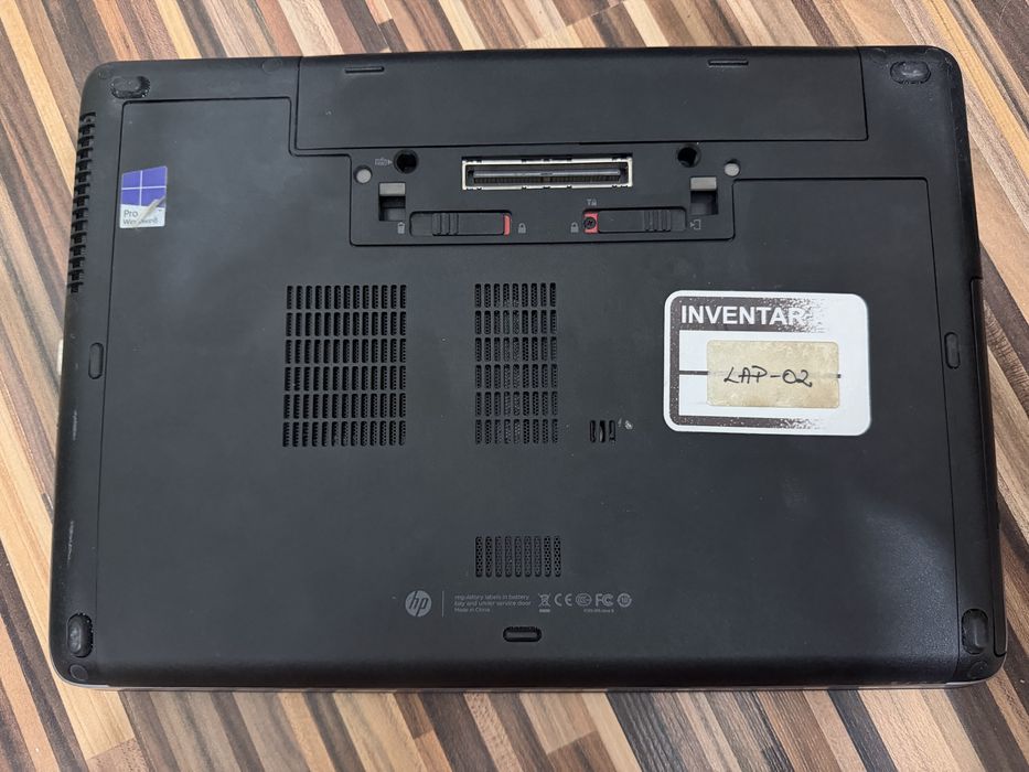 Laptop HP 640 – Incarca dar nu porneste