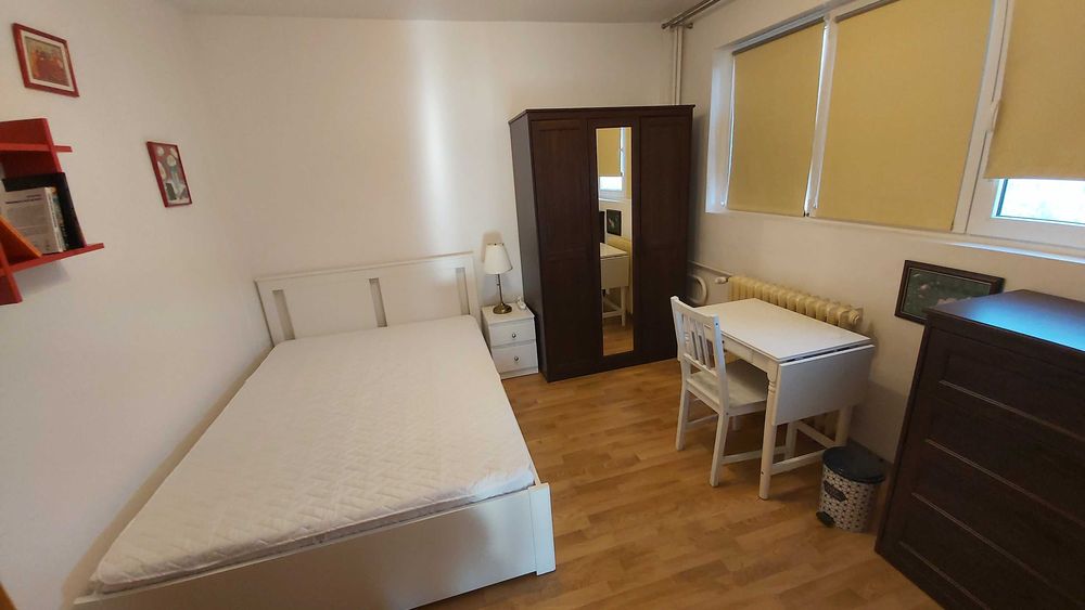 Inchiriez apartament 3 camere, metrou 1 Decembrie 1918