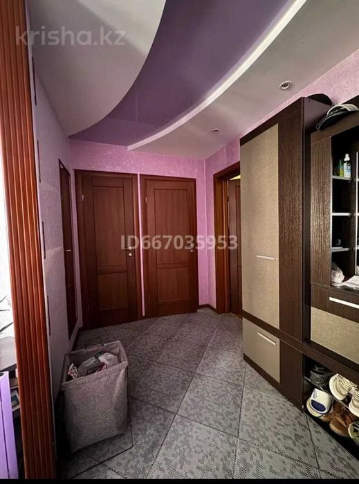 продается 4  комн кв р-н Диана