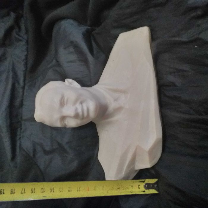 Продам Статуэтки