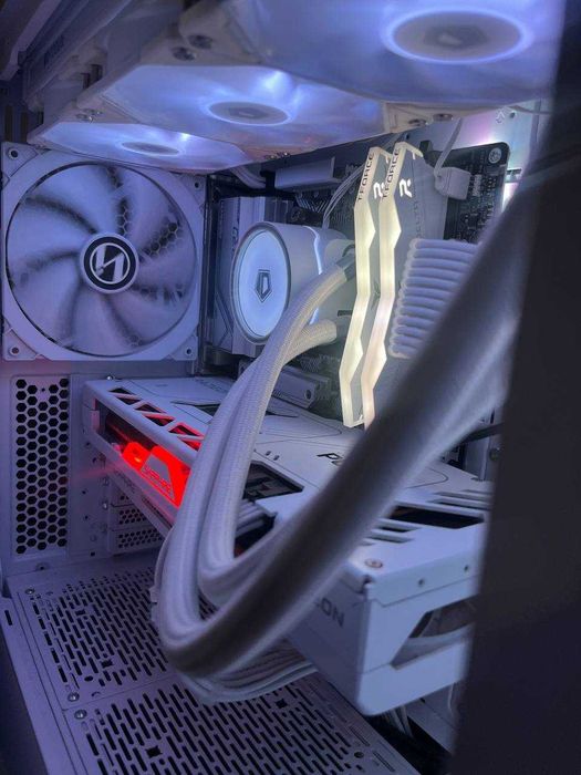 RX 7800 xt Sapphire Pure