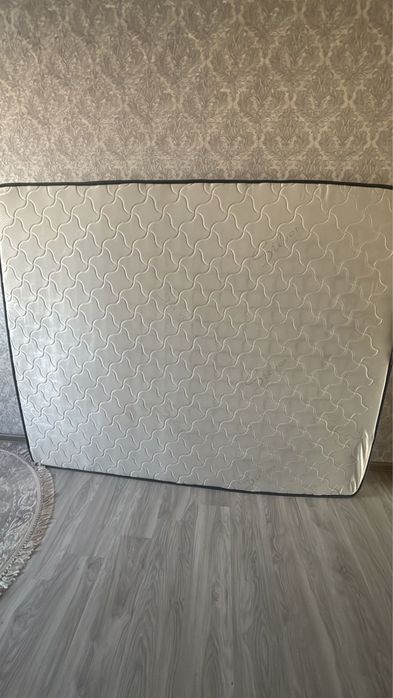 Матрас двухспалка в отличном состоянии