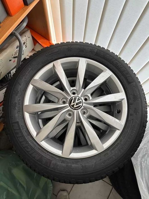 Roti NOI R17 PASSAT B8,Audi Q2,A3,A4,Golf,Troc,Octavia 215 55r17 IARNA