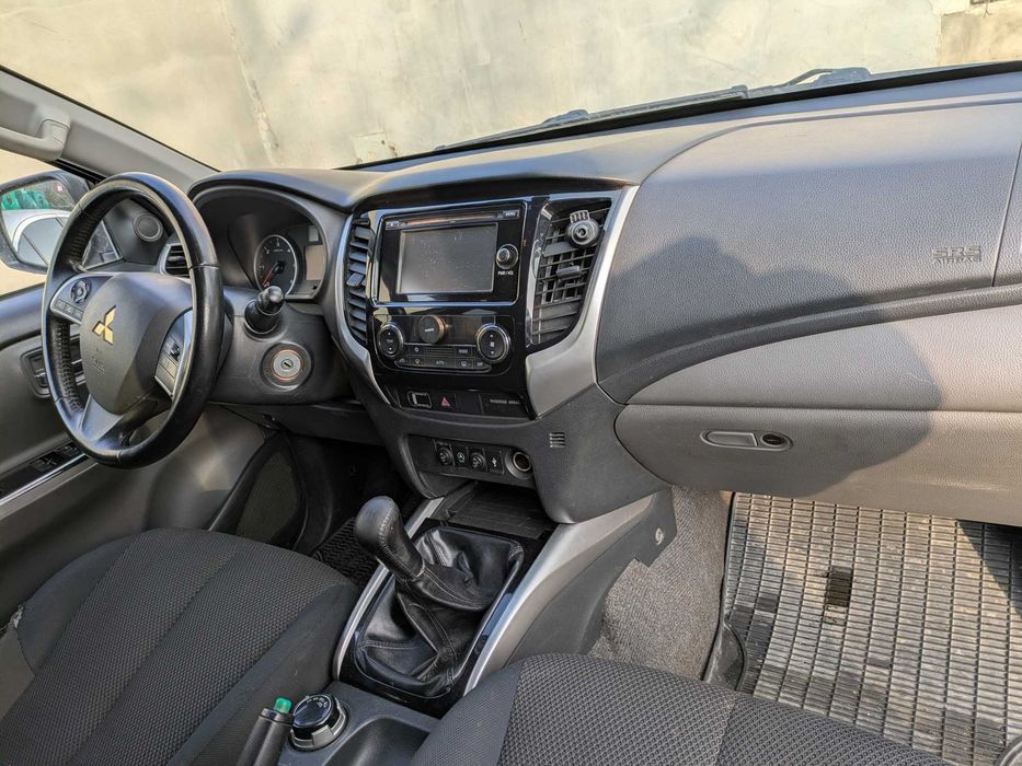 Mitsubishi L200 Double Cab 2.4 DI-D Intense DC