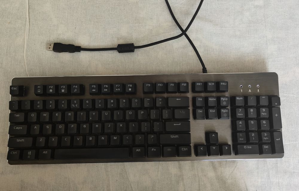 SilverCrest Gaming Klaviatura – HCS0730 (RGB yoritilishi bilan)