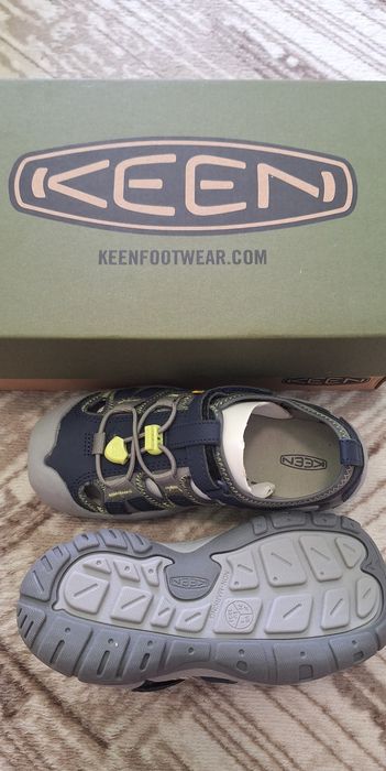 НОВИ сандали KEEN размер 31 и 32/33