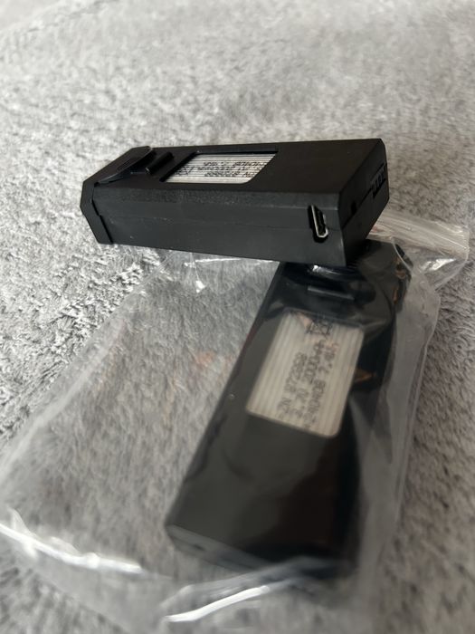 Acumulatori rezerva pentru minidrona