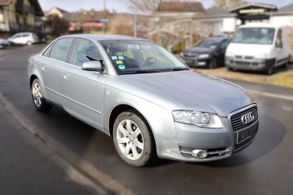 Dezmembrari / Dezmembrez AUDI A4 B6 - B7