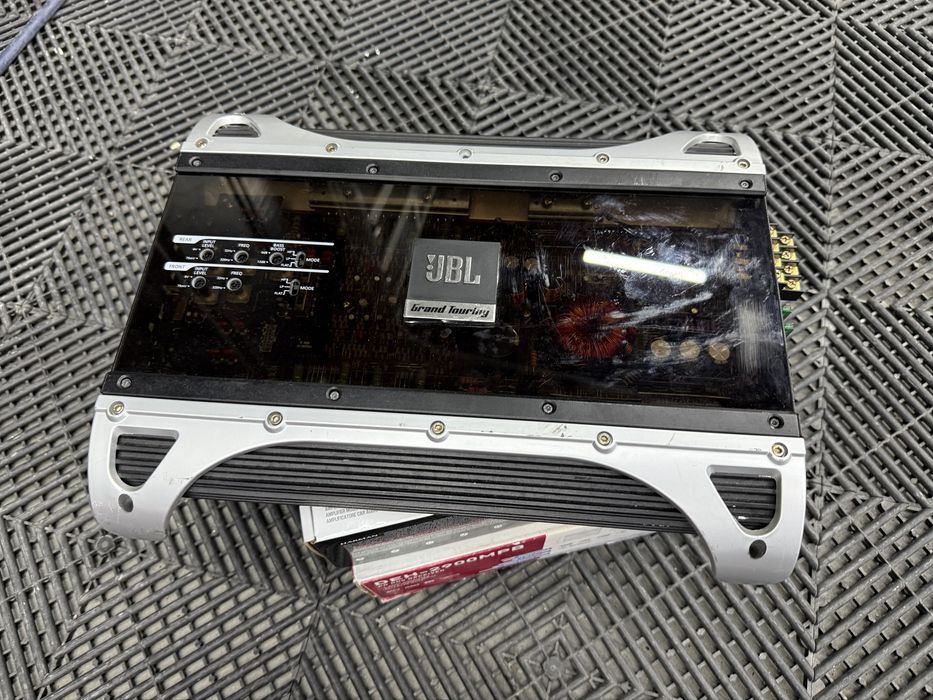 Statie Auto JBL 75.4