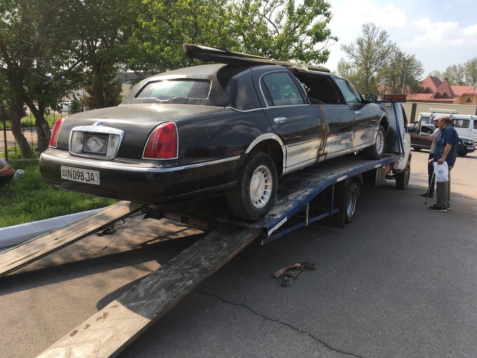 Lincoln Town Car "Лимузин"