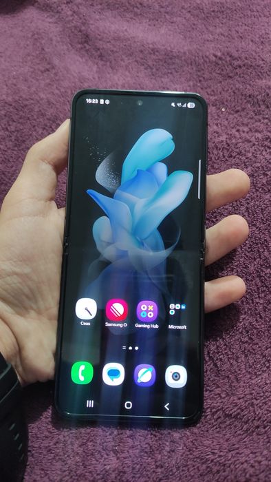 Samsung z flip 4