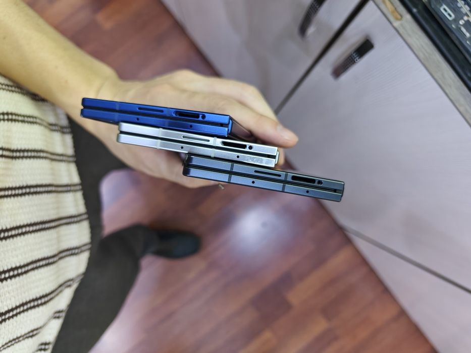 Продам дисплей на Samsung Fold 7
