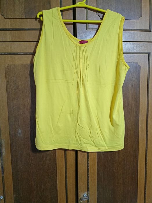 Футболки и платья