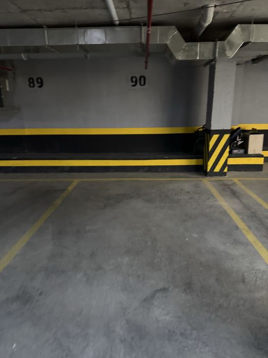 Продам парковку в Жк Барокко Гидромецентр