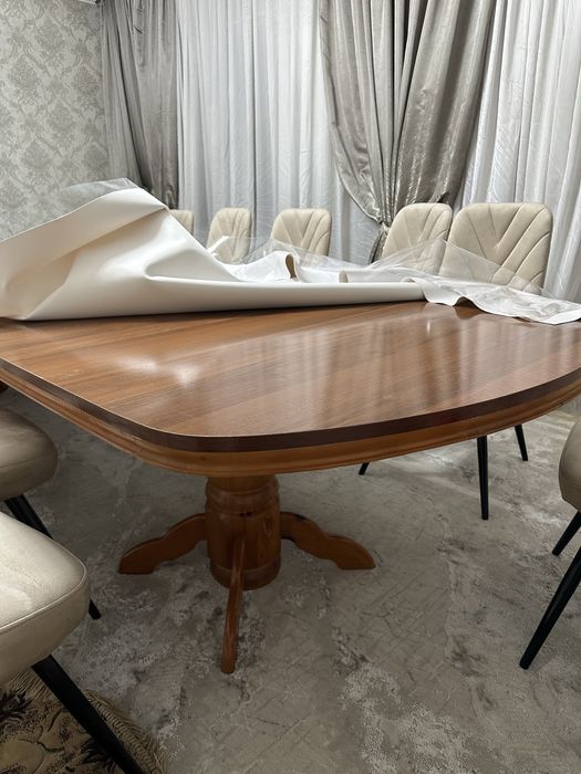 Стол бу , в очень хоршем состоянии