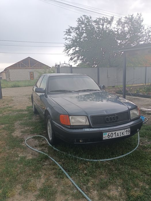 Продам Ауди с4 объем 2.3