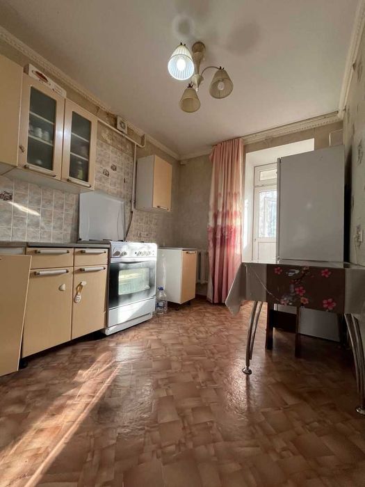Продам 2х комн кв 8мкр