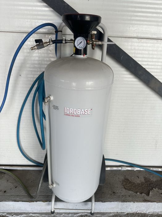 Aspirator 3 motoare si butelie spumă noi cu factura si garantie