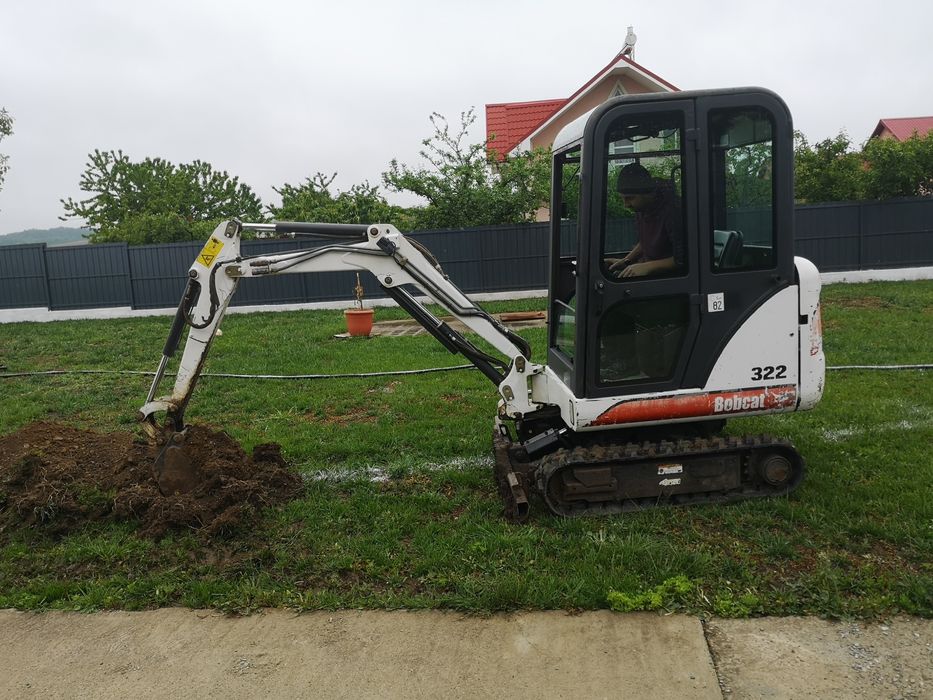 Miniexcavator de inchiriat 2 tone pt. sapaturi