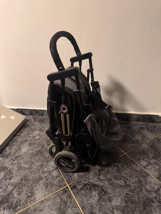 Детска количка Chipolino Move On – компактна, лека и удобна