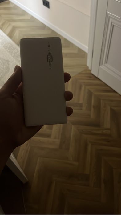 Новый повер банк