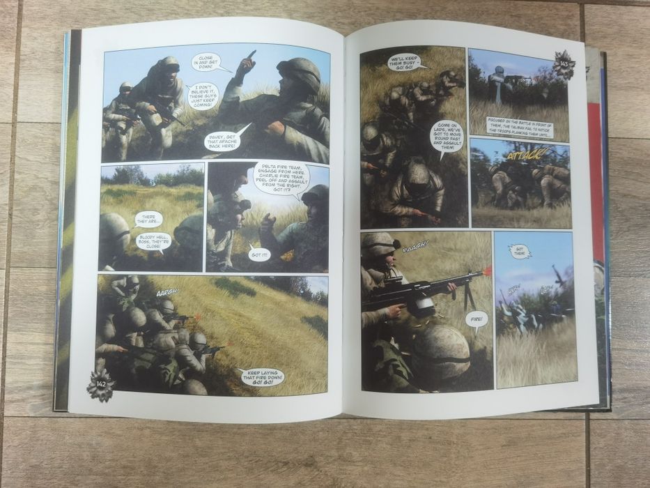 Benzi desenate Sandman Fight Club Dune Real Heroes comic roman grafic