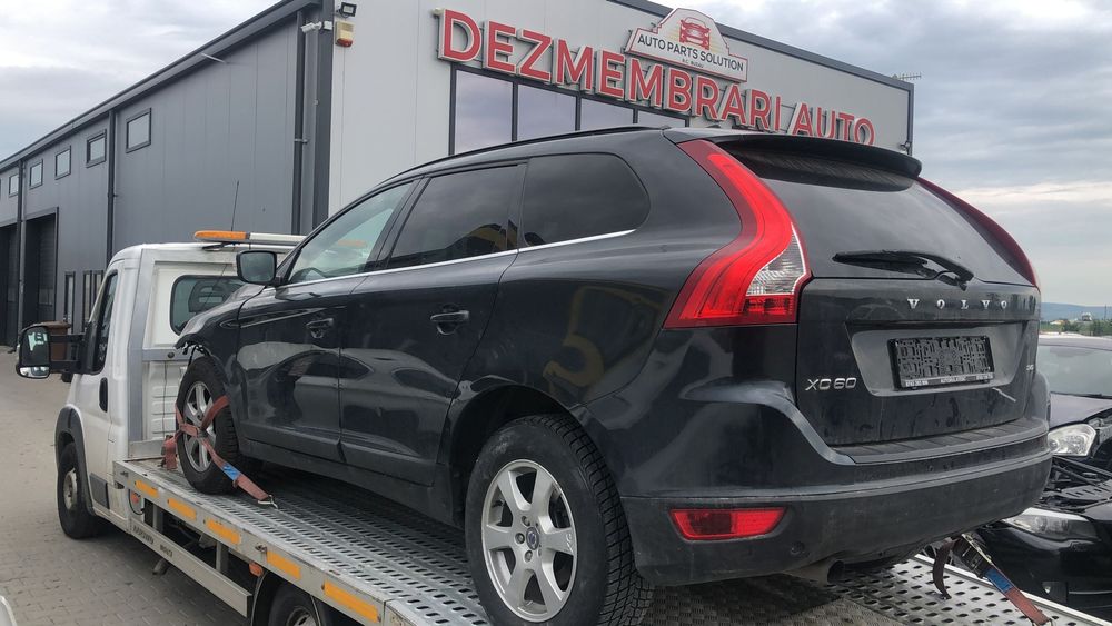Dezmembram Volvo XC60 2.4 D an fabr 2011