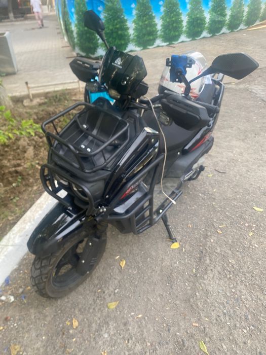 Продам Скутер Танк 150