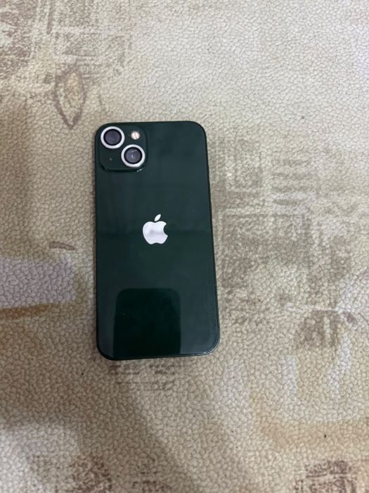 Продам iPhone 13 (зеленый) 128гб