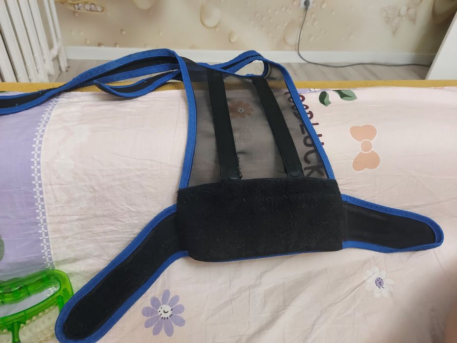 Продам полукорсет детский