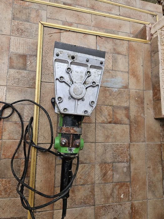 Masina decopertat pardoseli .