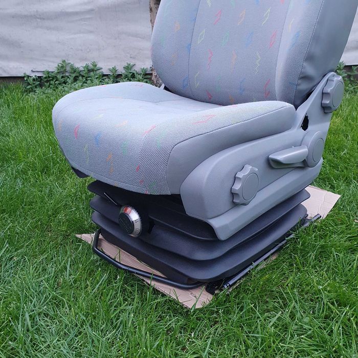 Scaun CONFORT pe PERNA de AER Mercedes SPRINTER Vw Crafter Sofer ca NOU