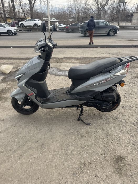 Мопед Benalli 200