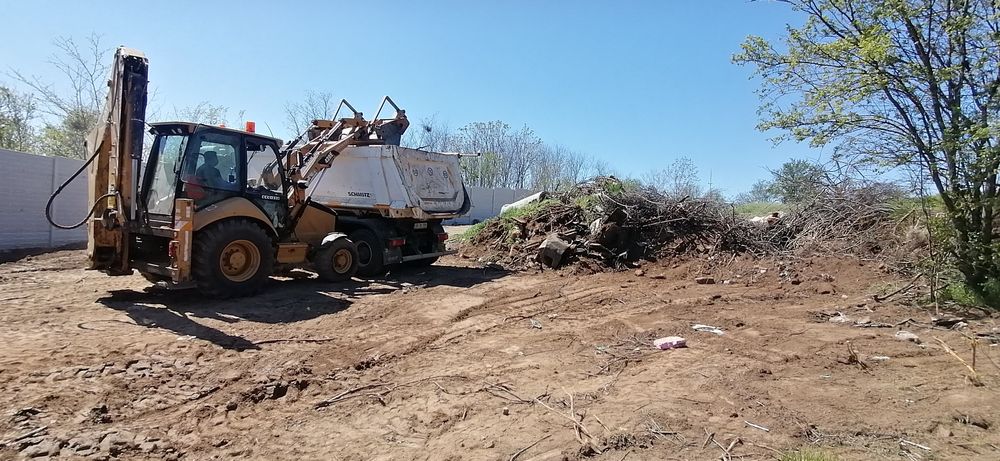 Debarasări apartamente\locuinte Deșeuri demolări moluz construcții